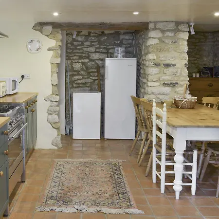 The Long House * Pickering