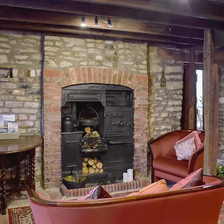 The Long House * Pickering